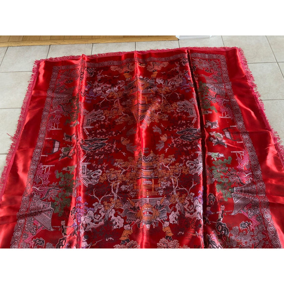 Vintage Asian Tapestry Brocade Piano Shawl Red Chinese 58" Tablecloth Excellent - Picture 10 of 12